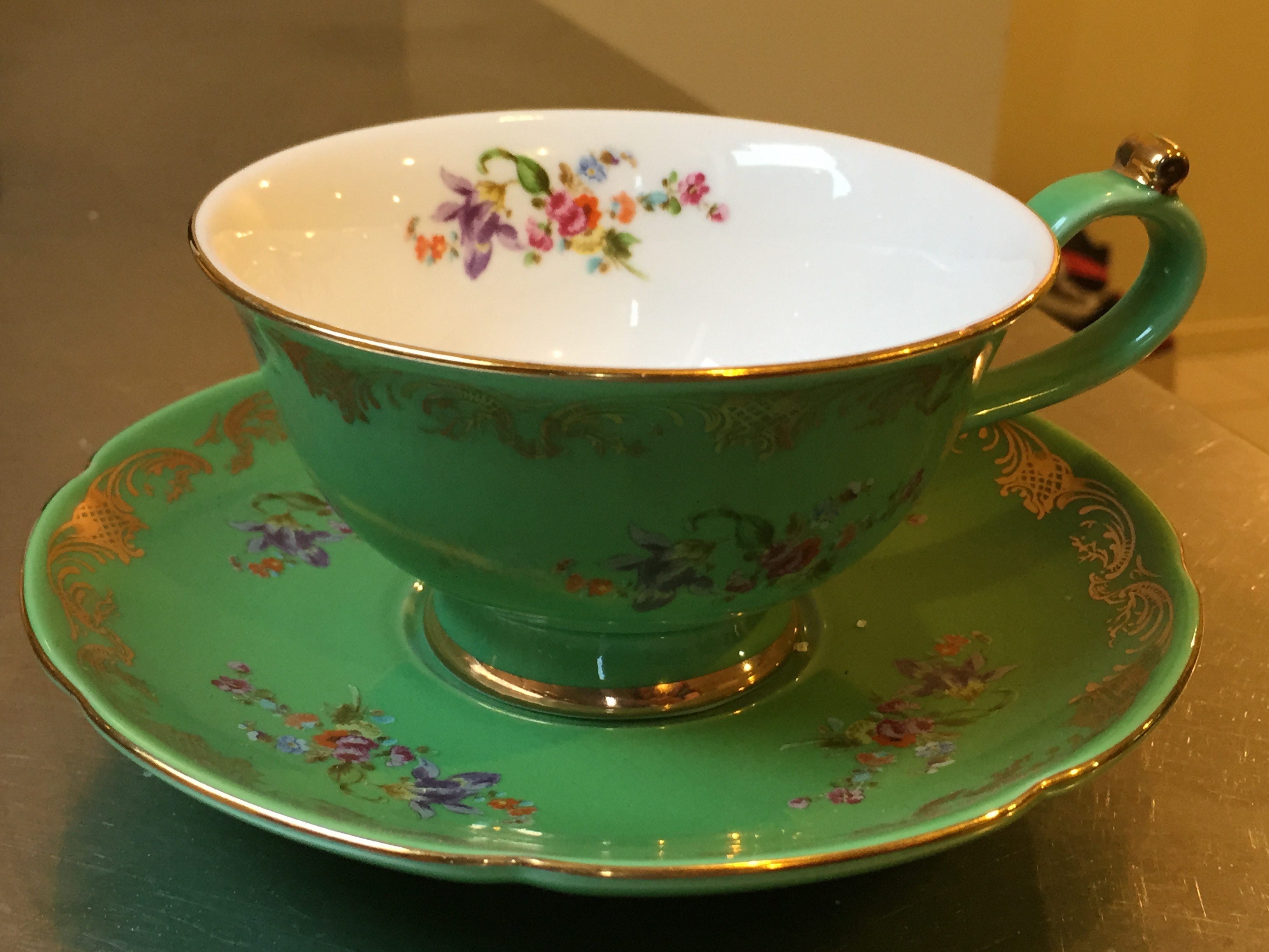 Blog - Tea Cup & Saucer from Dry & Tea | Urban Gourmet